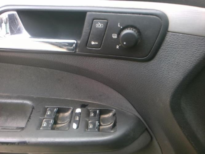 Image Optique avant principal droit (feux)(phare) - VOLKSWAGEN TOURAN 1