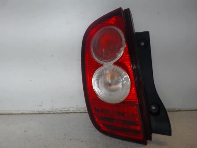 Image Feu arriere principal gauche (feux) - NISSAN MICRA 3