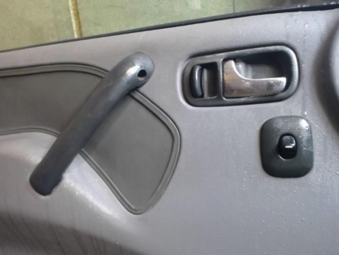 Image Porte avant gauche - FORD MAVERICK 1