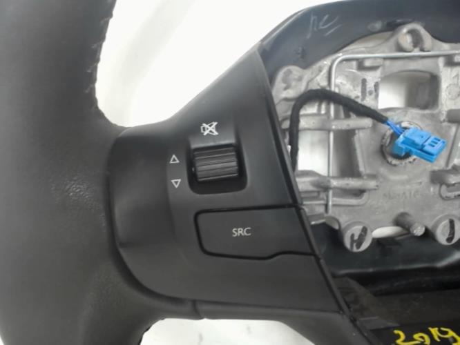 Image Volant - PEUGEOT 208 1