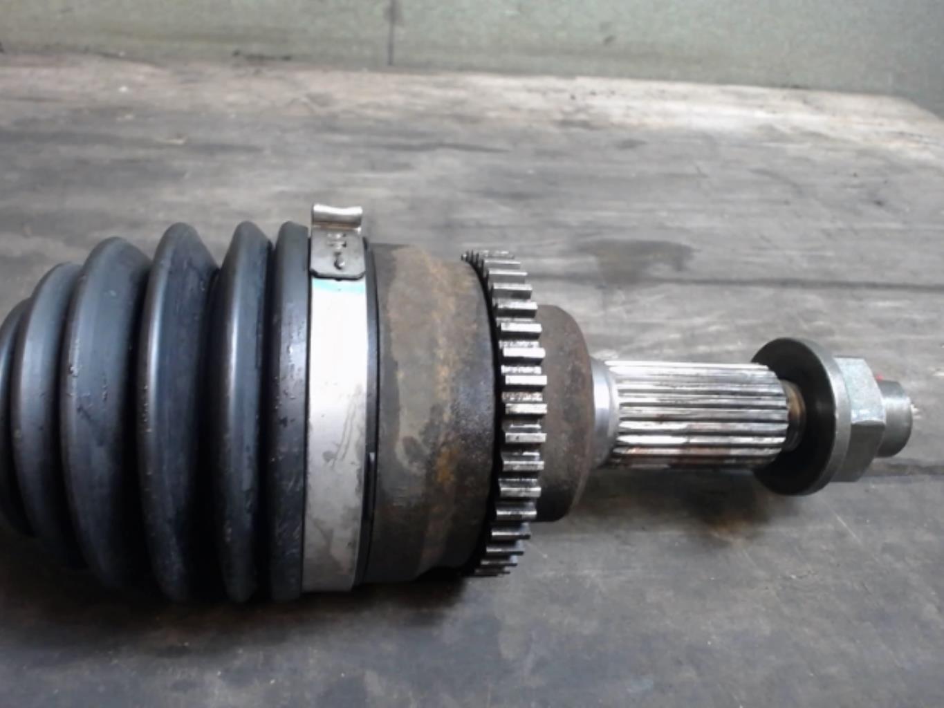 Image Cardan droit (transmission) - SUZUKI SWIFT 3