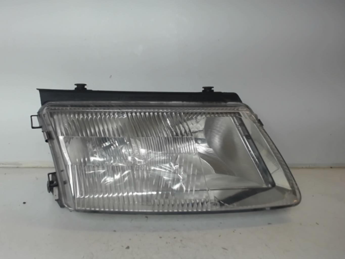 Gruppo ottico anteriore principale destro (luci)(faro) VOLKSWAGEN PASSAT 4 PHASE 1 Diésel - 1