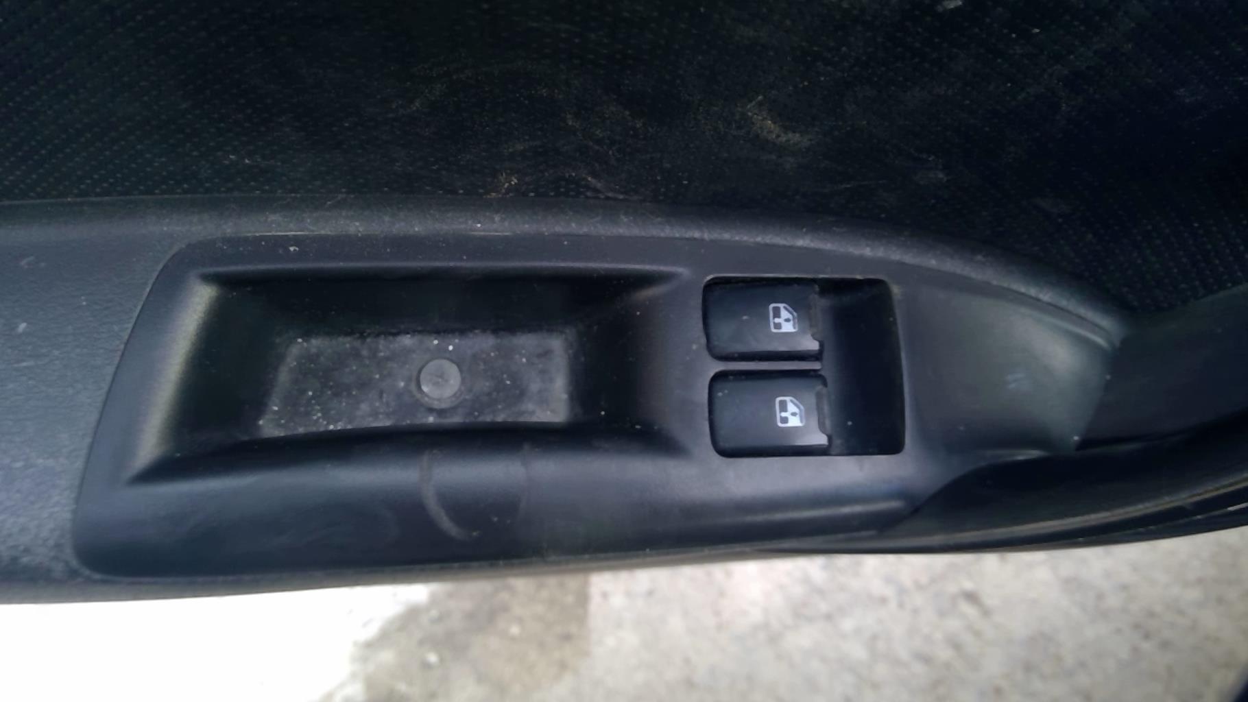 Image Porte avant droit - CHEVROLET AVEO 1