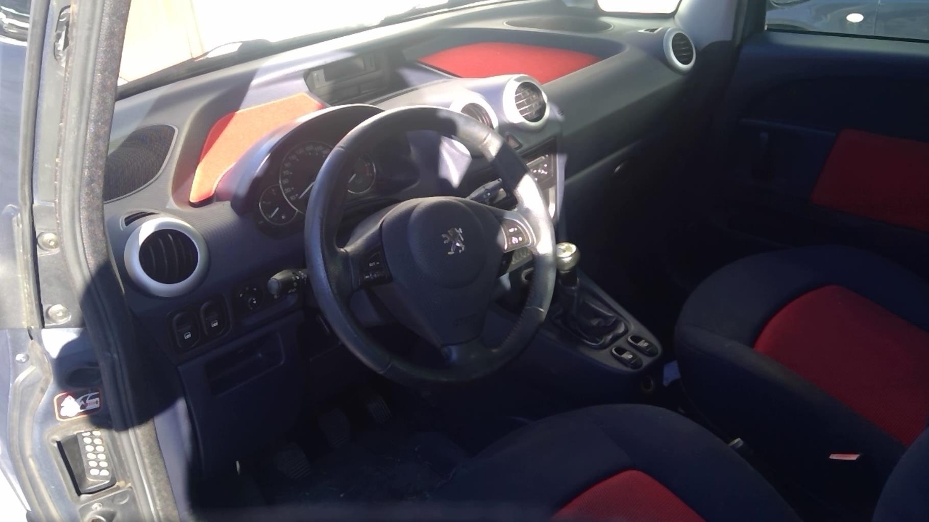 Image Capot - PEUGEOT 1007