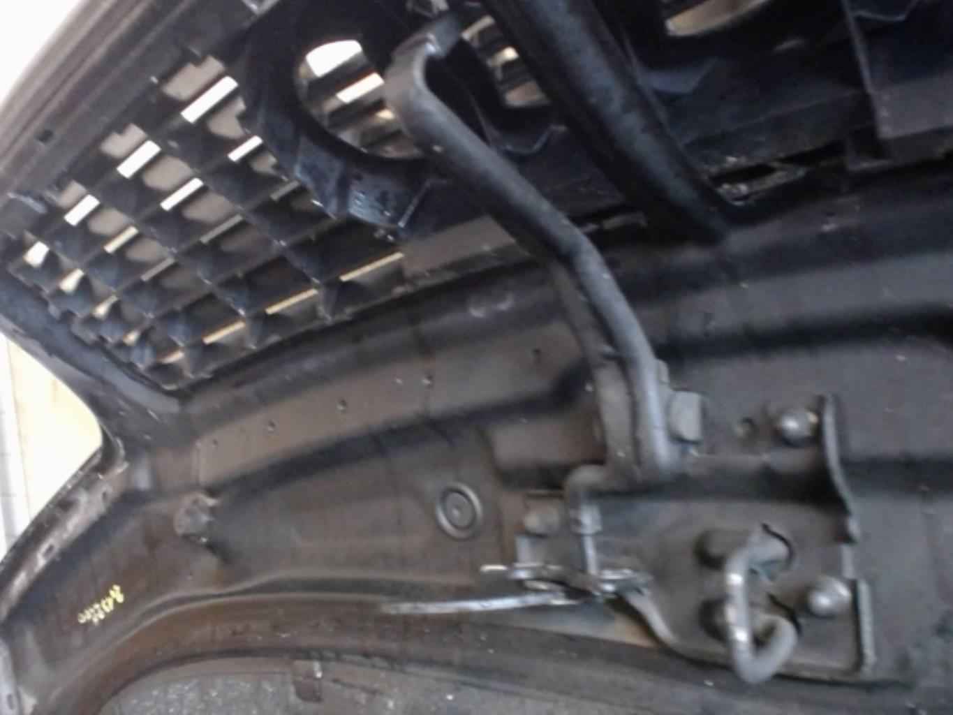 Capot AUDI A4 2 AVANT PHASE 1 BREAK Diesel - 1