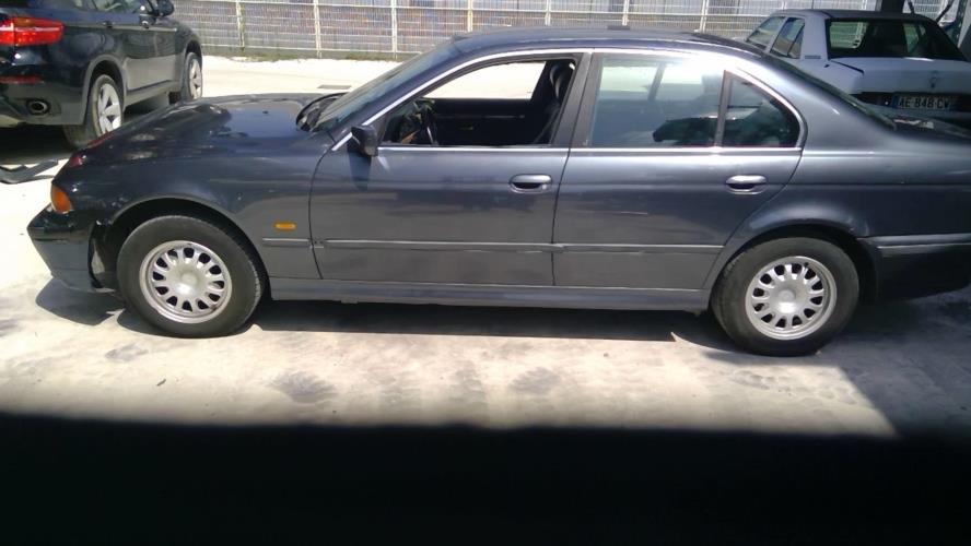 Image Aile avant gauche - BMW SERIE 5 E39