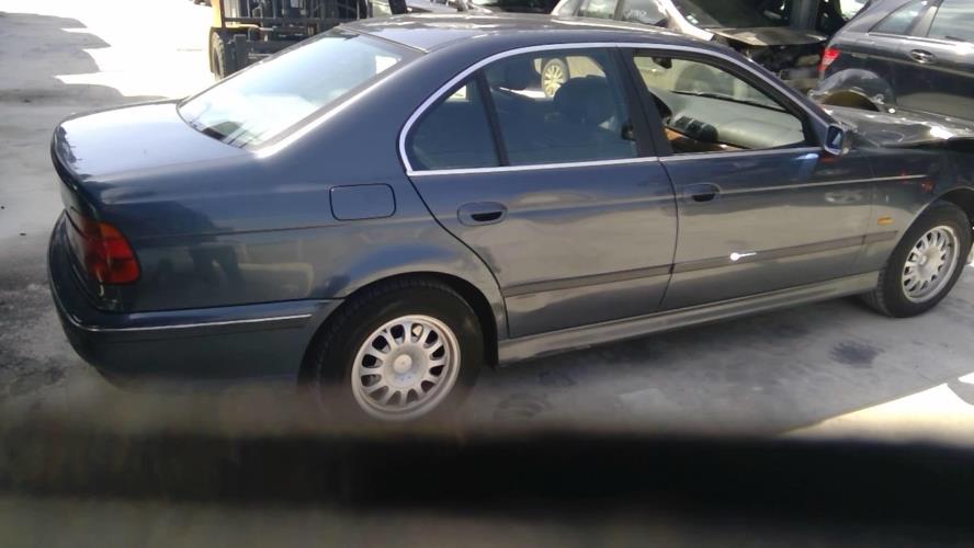 Image Aile avant gauche - BMW SERIE 5 E39