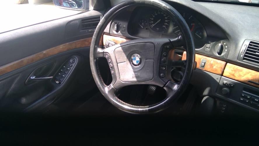 Image Aile avant gauche - BMW SERIE 5 E39