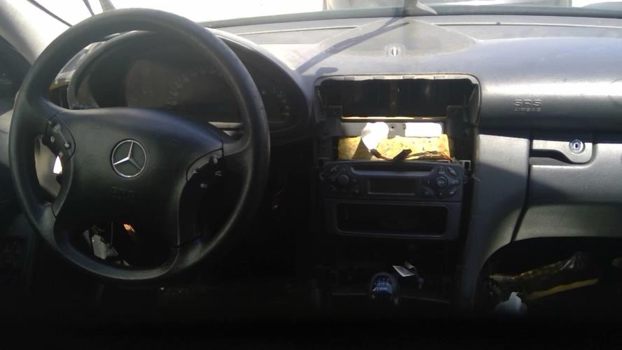 Image Capot - MERCEDES CLASSE C 203