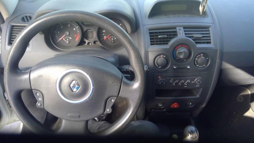 Image Porte avant gauche - RENAULT MEGANE 2