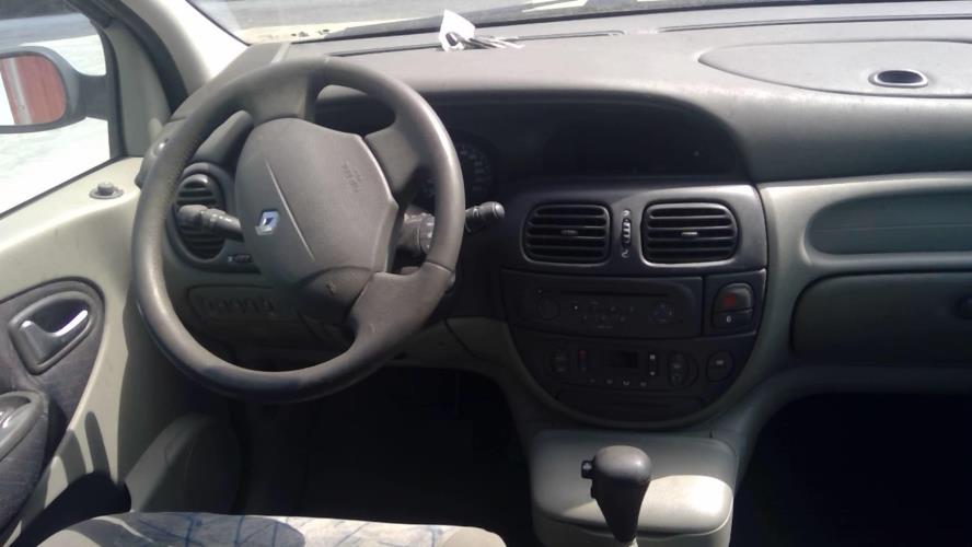 Image Feu arriere principal droit (feux) - RENAULT SCENIC 1