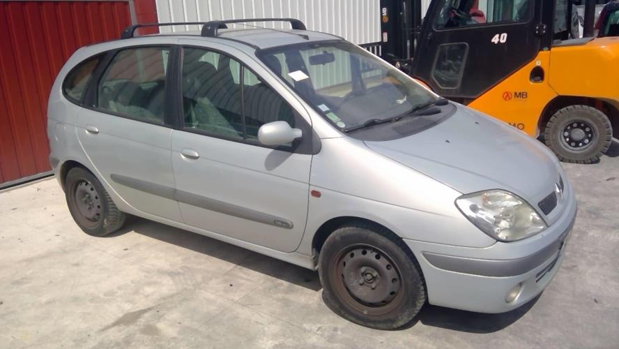 Image Feu arriere principal droit (feux) - RENAULT SCENIC 1