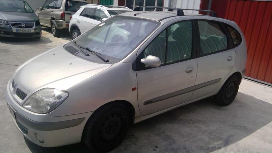 Image Feu arriere principal droit (feux) - RENAULT SCENIC 1