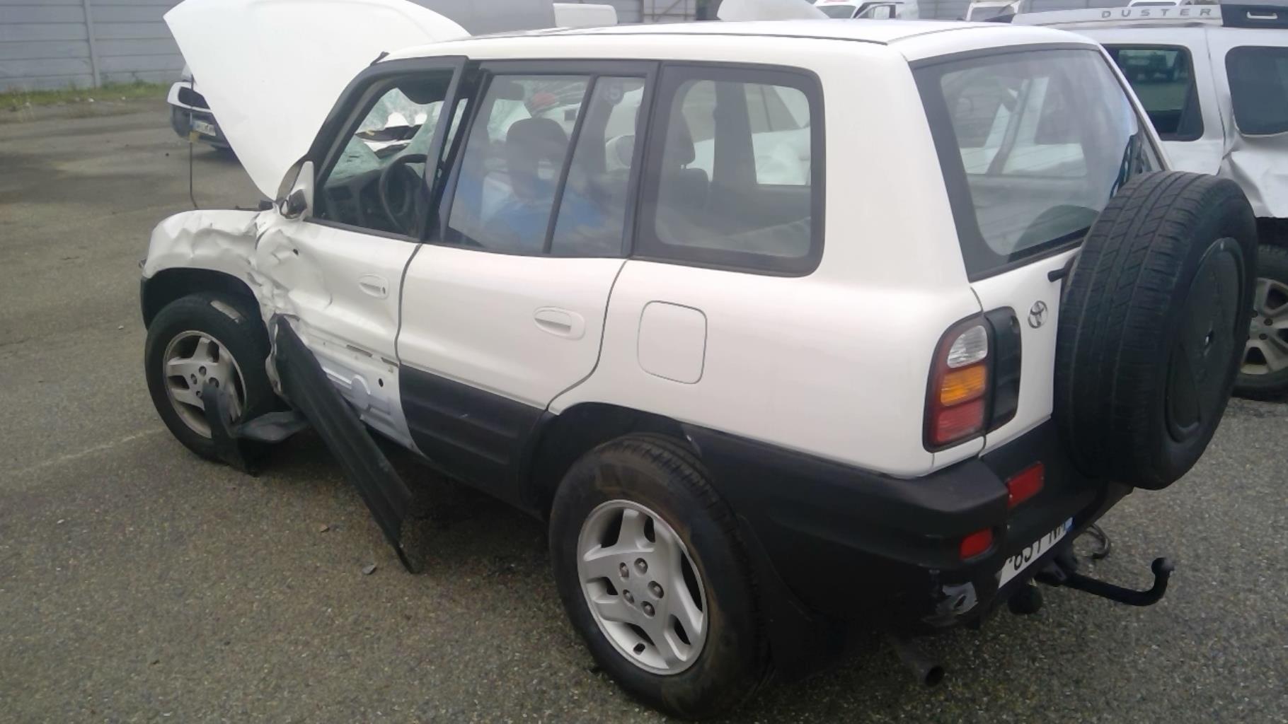 Image TOYOTA RAV4 1