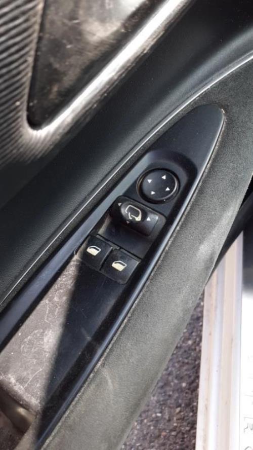 Image Feu arriere principal droit (feux) - CITROEN C4 1