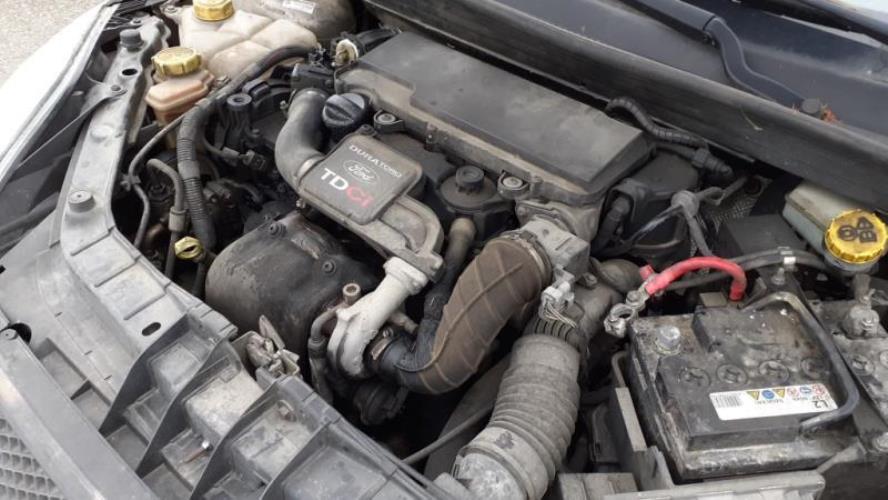 Image Capot - FORD FIESTA 5