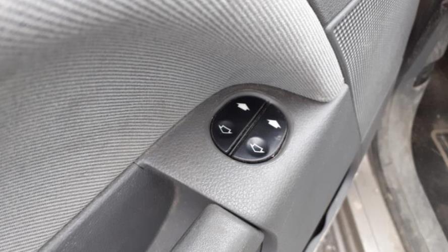 Image Capot - FORD FIESTA 5