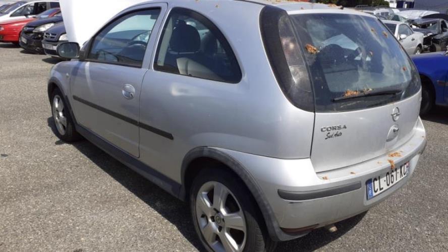 Image Porte avant gauche - OPEL CORSA C