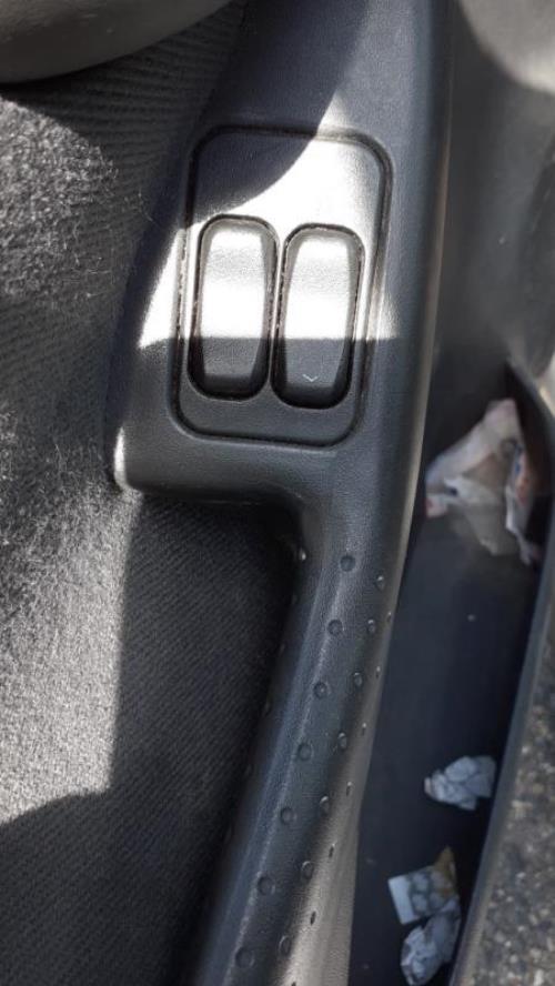 Image Porte avant gauche - OPEL CORSA C