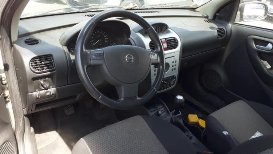 Image Porte avant gauche - OPEL CORSA C
