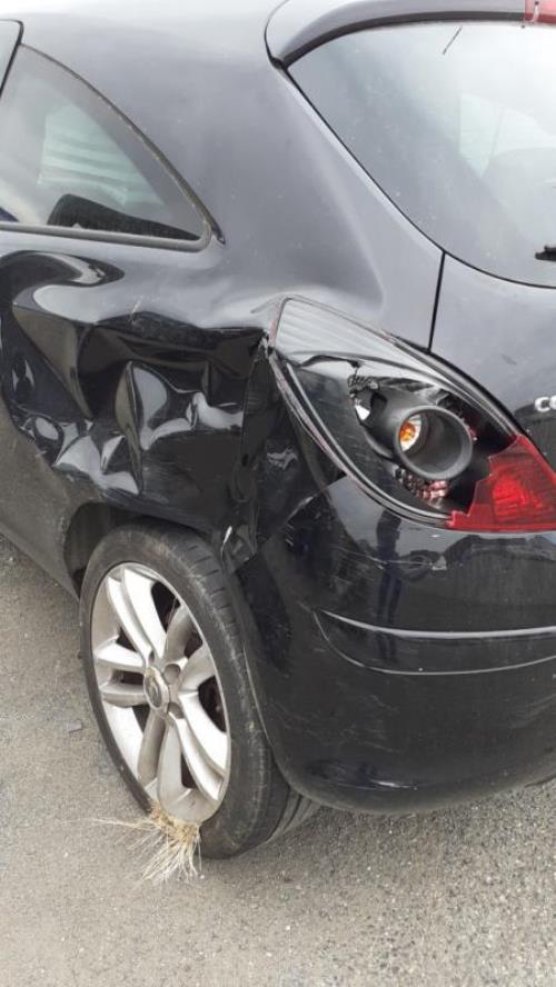 Image Trappe d'essence - OPEL CORSA D