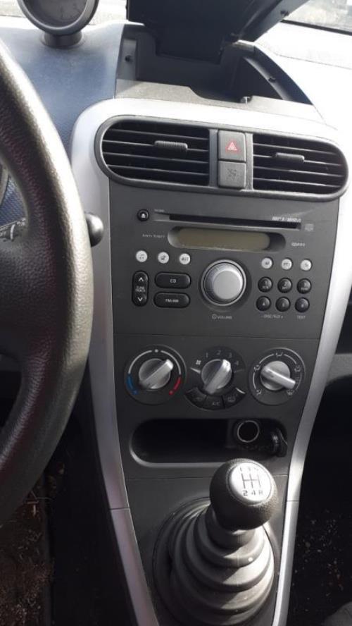 Image Porte avant droit - SUZUKI SPLASH