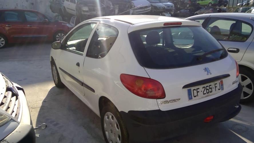Image Pare choc avant - PEUGEOT 206