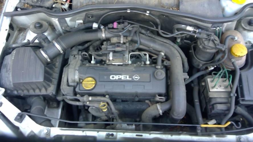 Image Capot - OPEL CORSA C