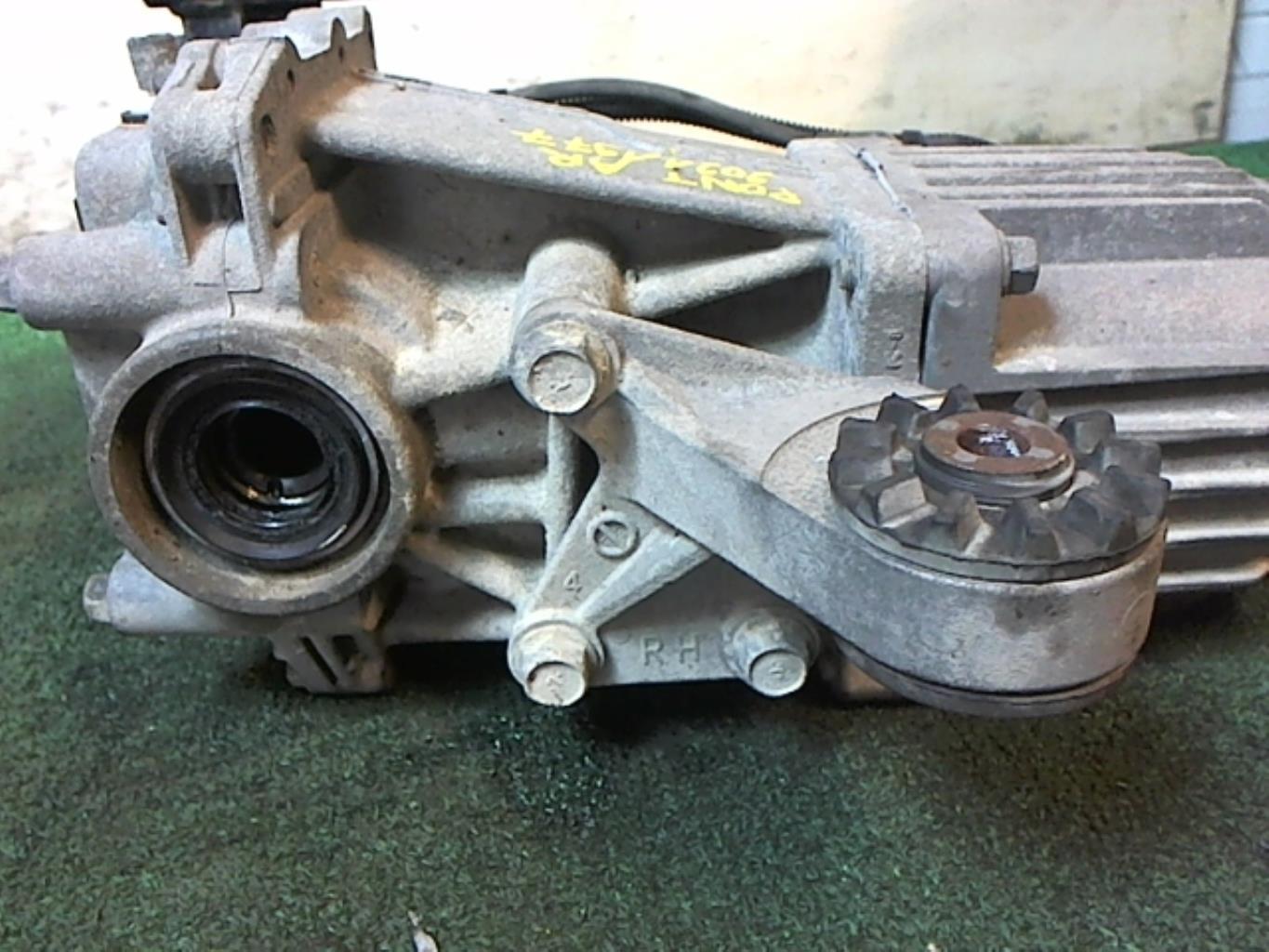Pont (propulsion) PEUGEOT 4007 Diesel - 1