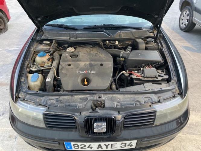 Image Pare choc arriere - SEAT LEON 1