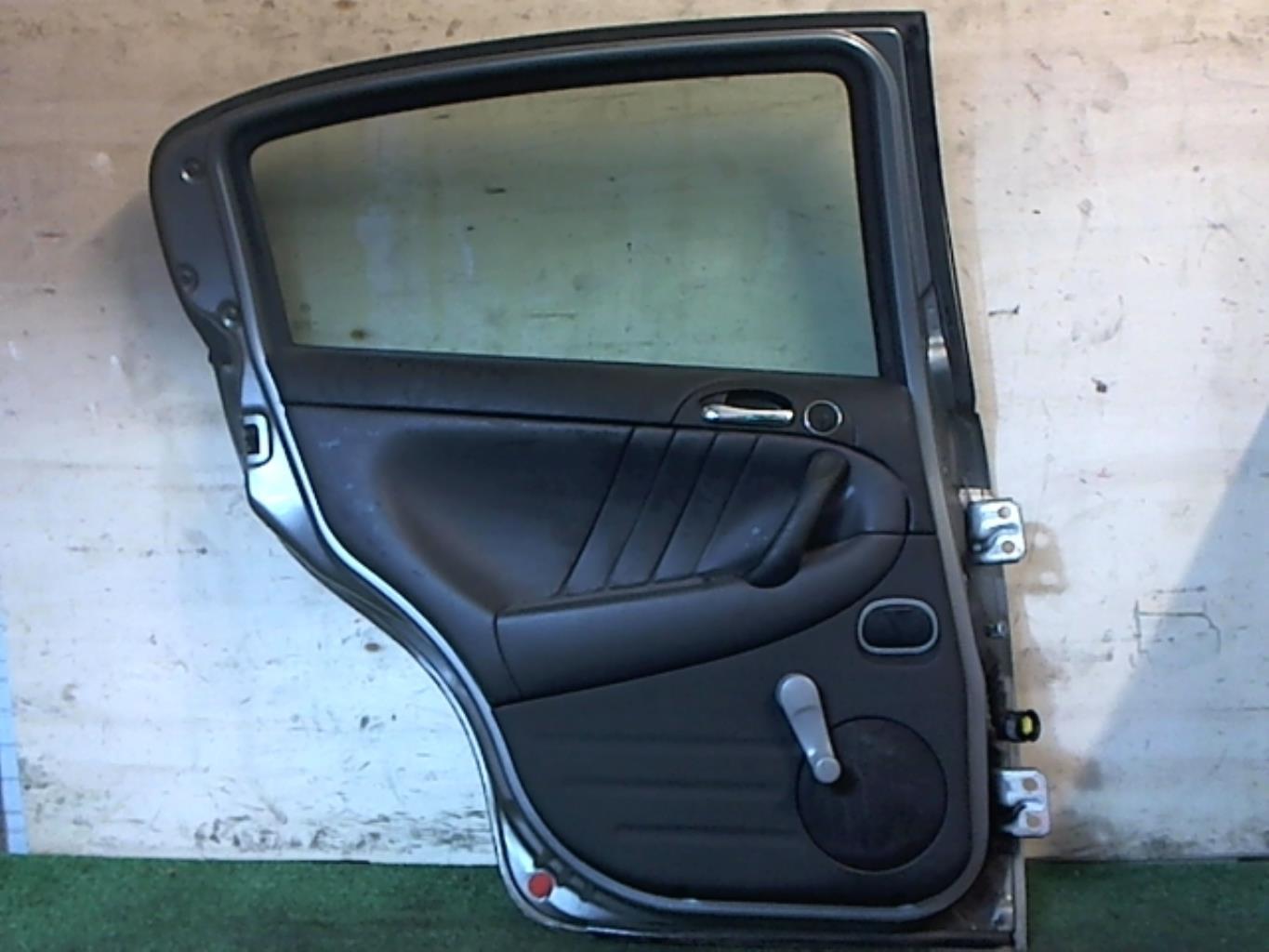 Portiera posteriore sinistra ALFA ROMEO 147 PHASE 2 Diésel - 1