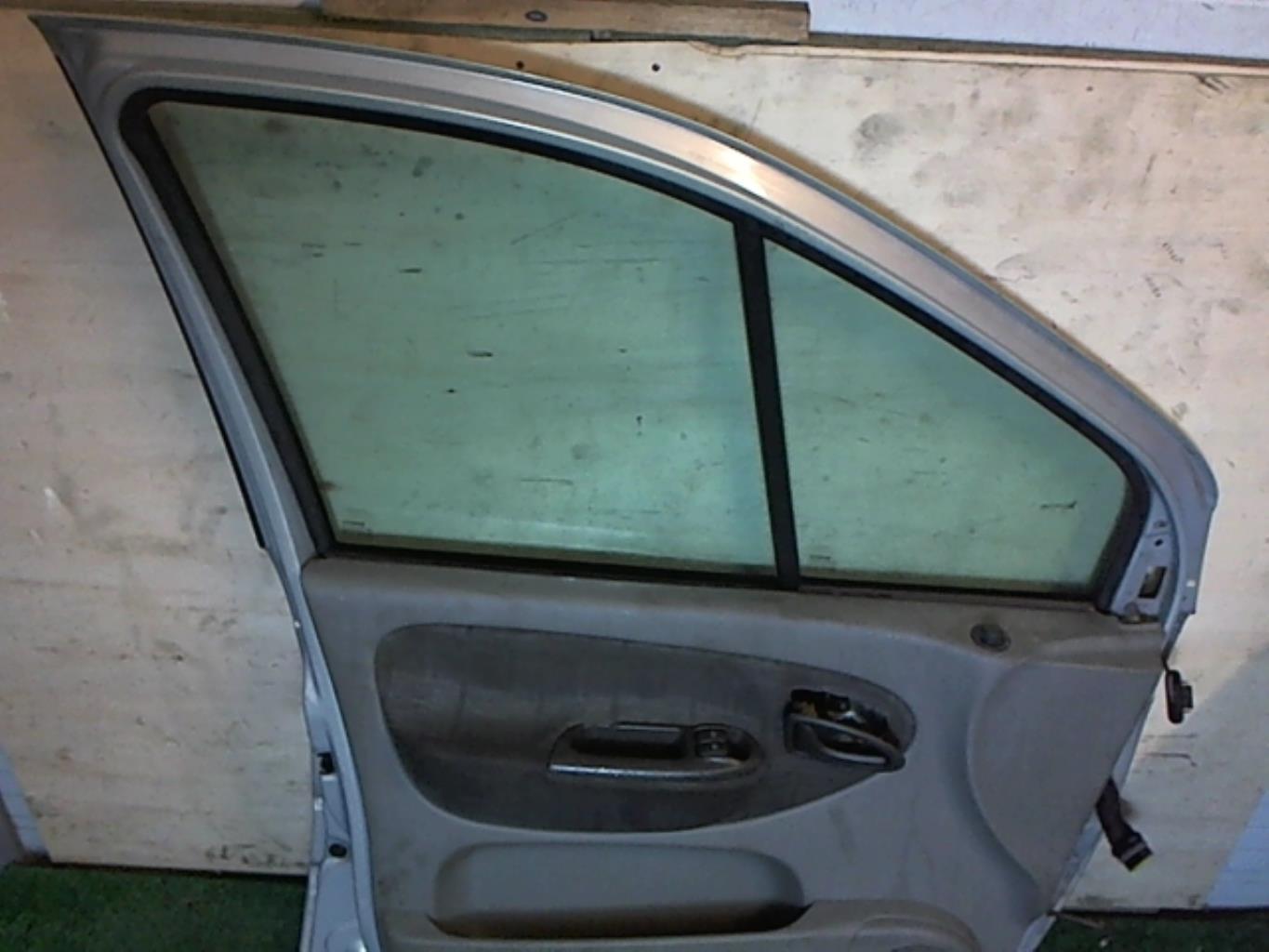Portiera anteriore sinistra RENAULT SCENIC 1 PHASE 2 Diésel - 1