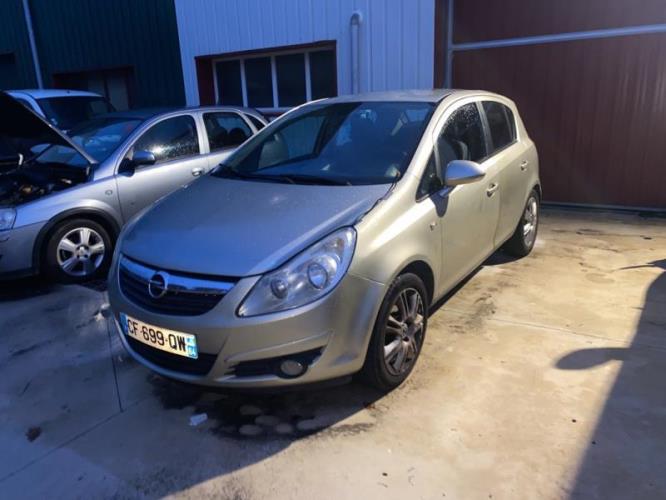 Image Porte avant gauche - OPEL CORSA D