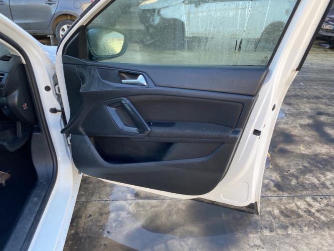Image Train arriere complet - PEUGEOT 308 2