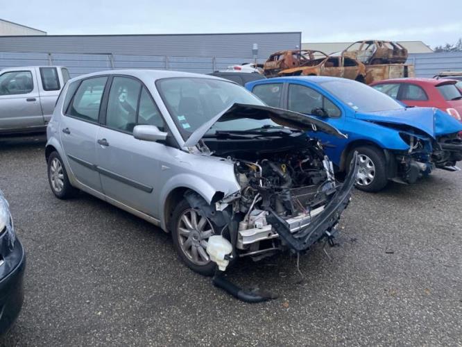 Image Trappe d'essence - RENAULT SCENIC 2