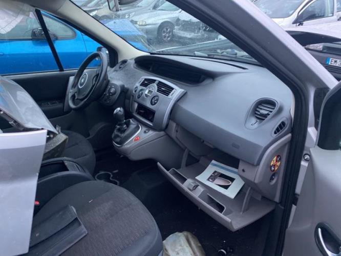 Image Trappe d'essence - RENAULT SCENIC 2