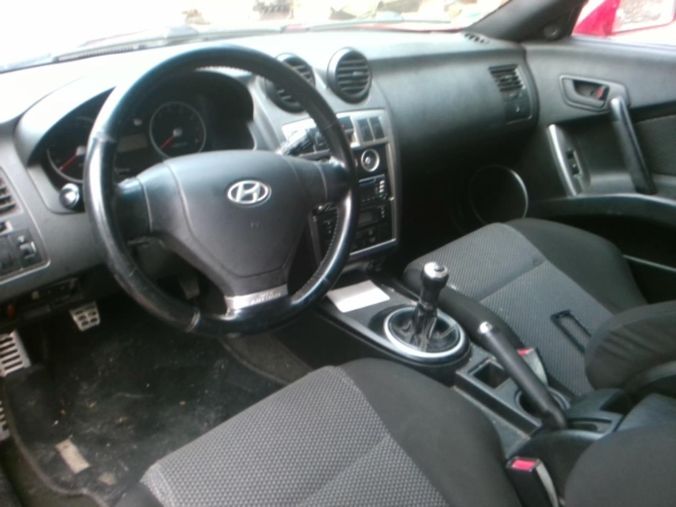 Image HYUNDAI COUPE 2