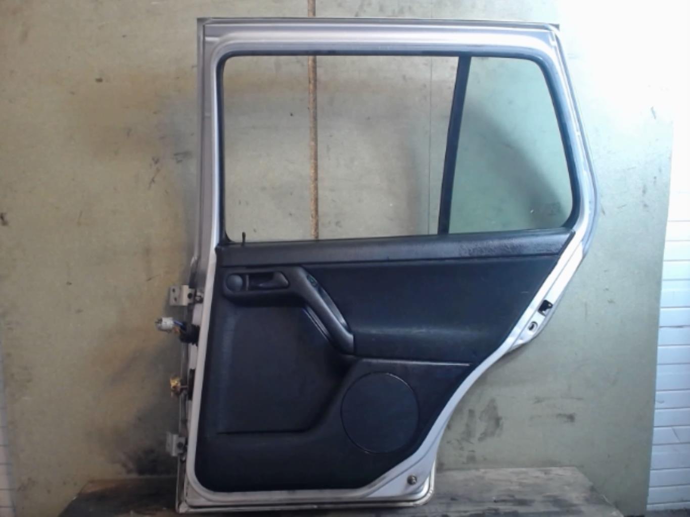 Portiera posteriore destra VOLKSWAGEN GOLF 3 Diésel - 1