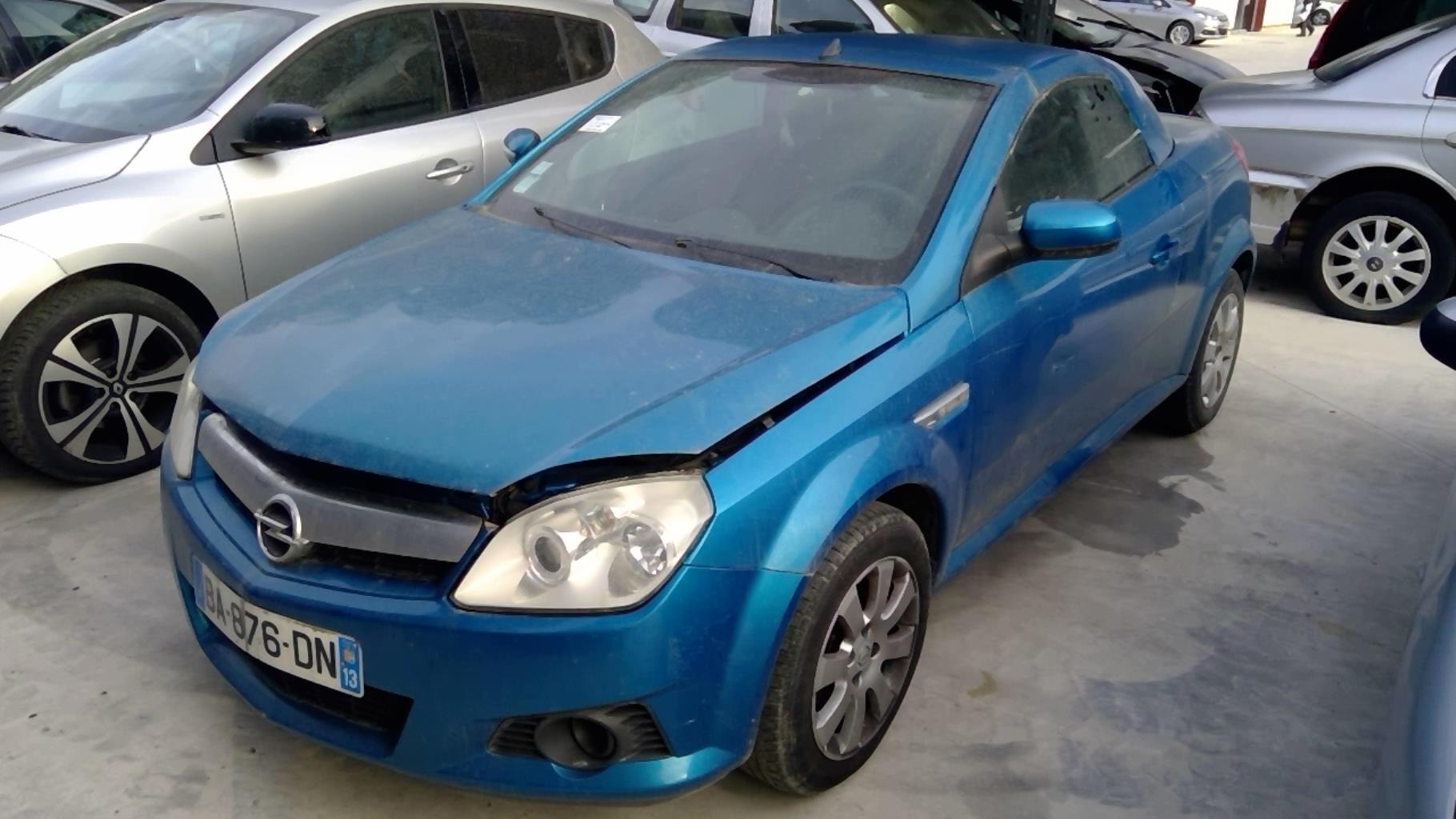 Image OPEL TIGRA 2