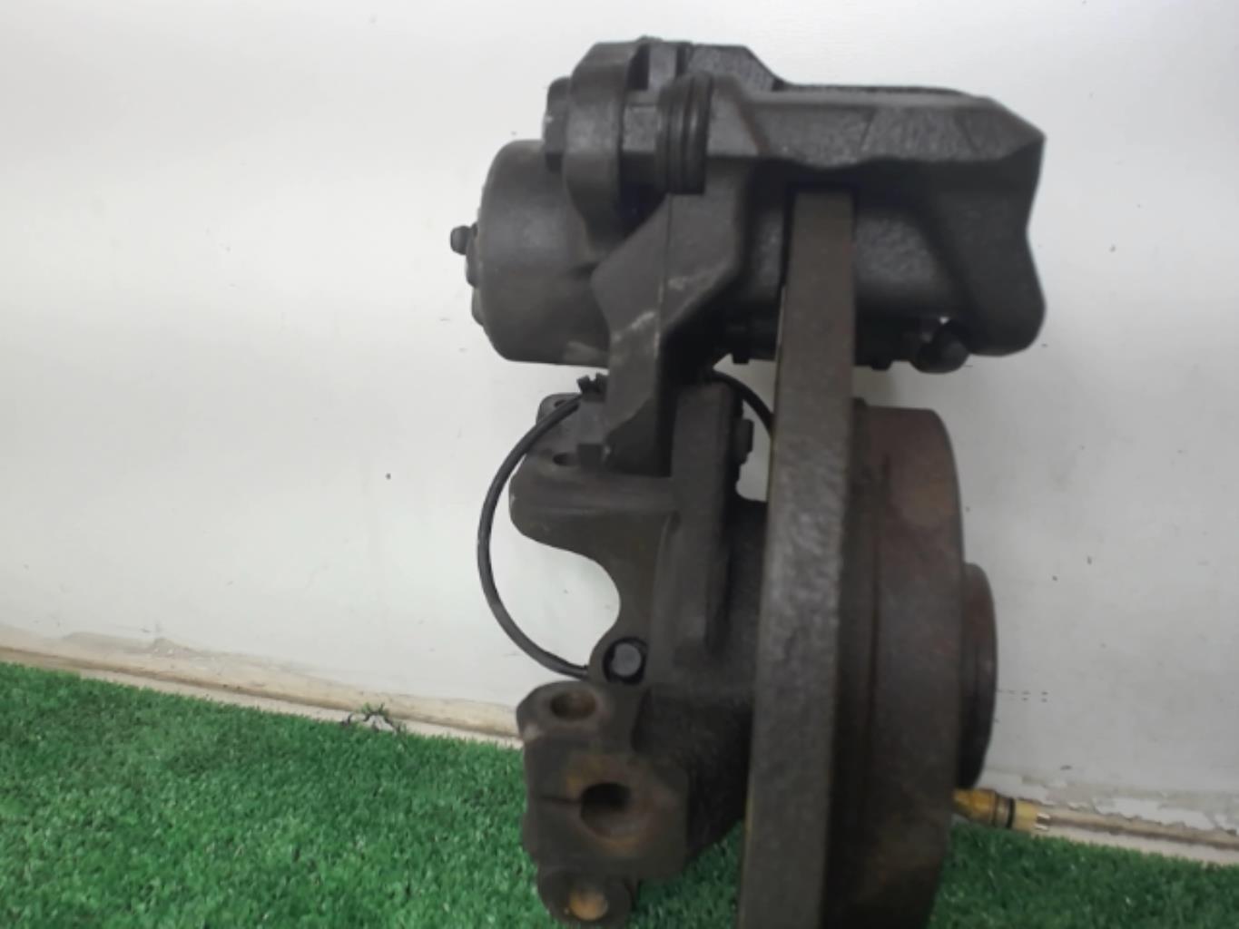 Mozzo anteriore sinistro RENAULT TWINGO 1 PHASE 3 Gasolina - 1