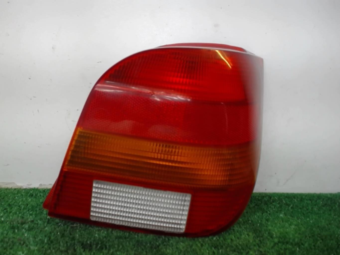 Fanale posteriore principale destro (luci) FORD FIESTA 3 PHASE 2 Gasolina - 1