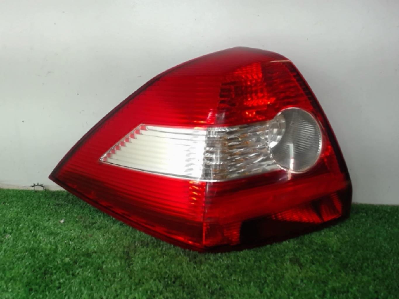 Fanale posteriore principale sinistro (luci) RENAULT MEGANE 2 PHASE 1 Gasolina - 1