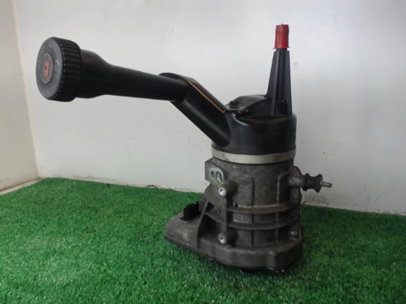 Pompe de direction CITROEN C4 PICASSO 1  - 1