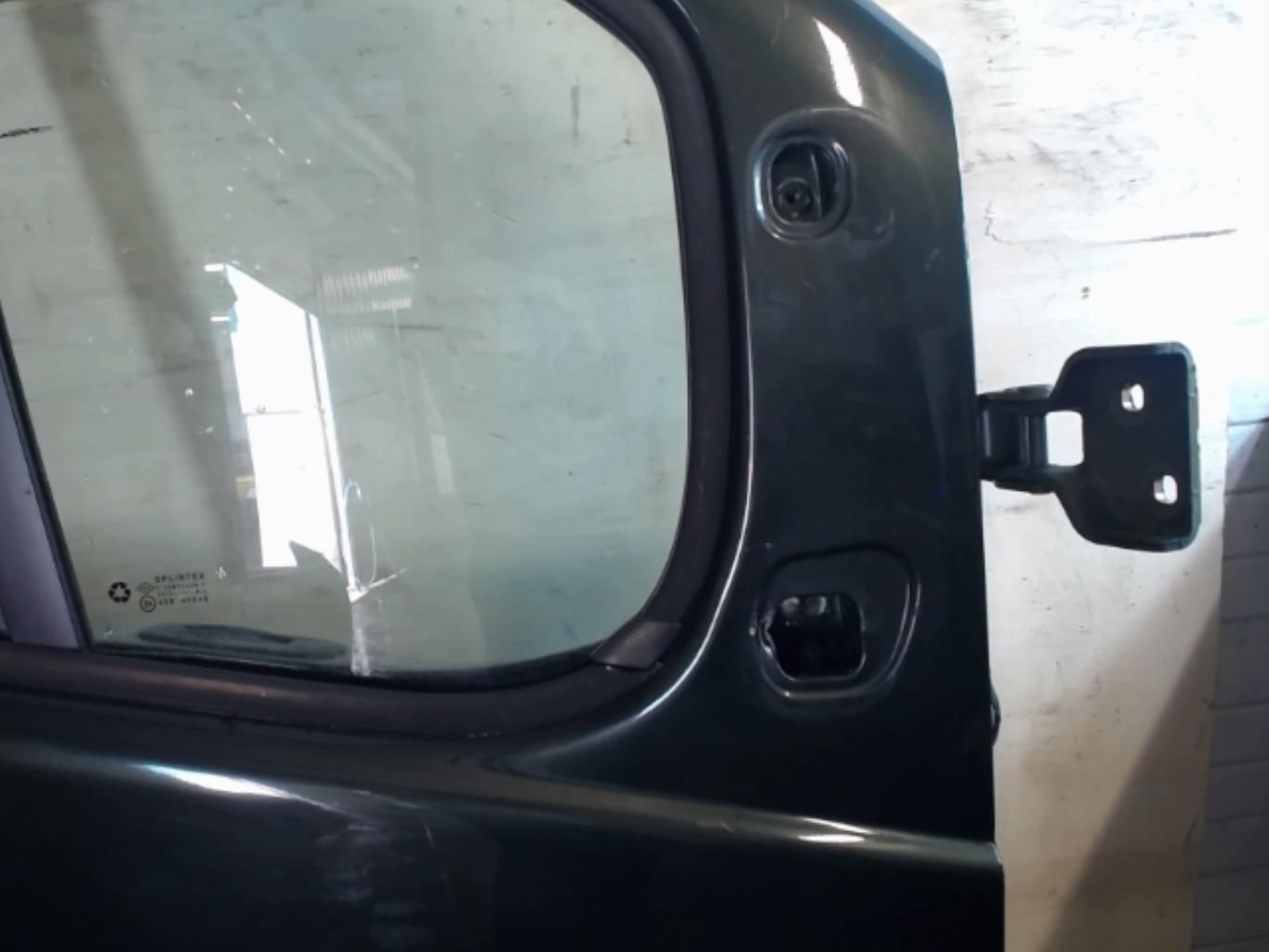 Puerta delantera derecha RENAULT TRAFIC 2 PHASE 1  - 1