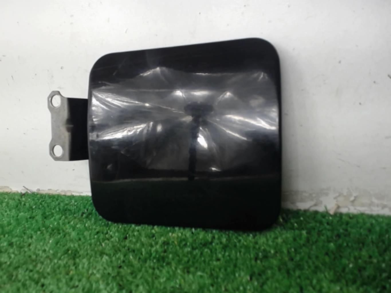 Trappe d'essence MITSUBISHI L 200 2  - 1