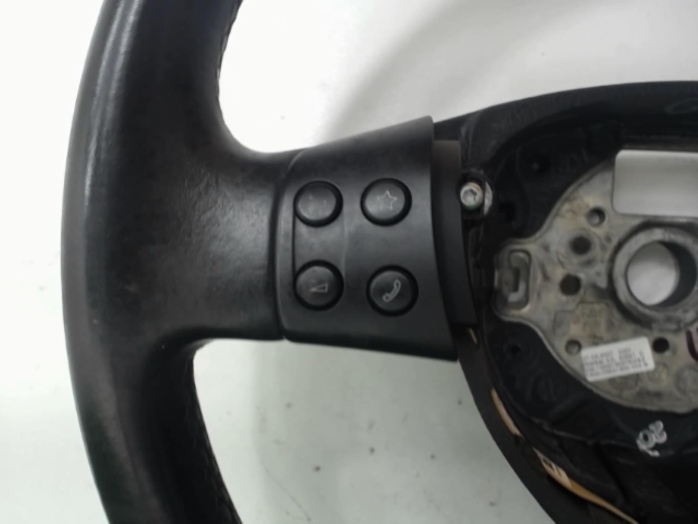 Volant VOLKSWAGEN GOLF PLUS PHASE 1 Diesel - 1