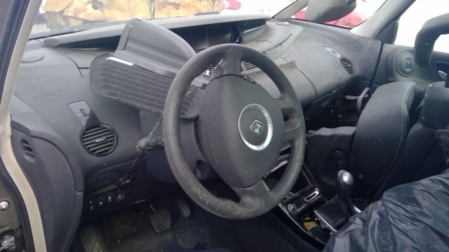 Image Feu arriere principal droit (feux) - RENAULT GRAND ESPACE 4