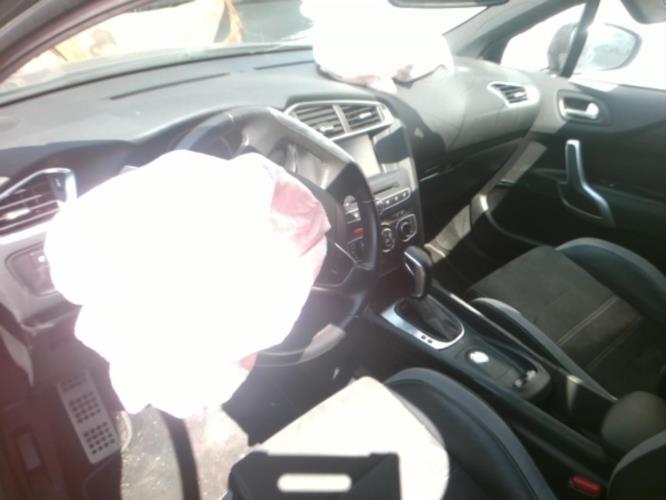 Image Interieur complet - DS DS4 1
