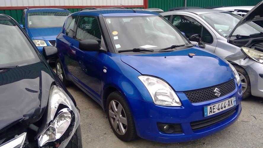 Image Feu arriere principal gauche (feux) - SUZUKI SWIFT 3