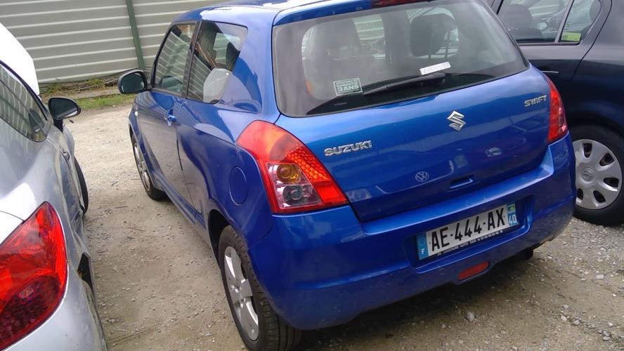 Image Feu arriere principal gauche (feux) - SUZUKI SWIFT 3